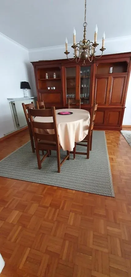 Cosy Apartment Near The Beach And City Center contacts